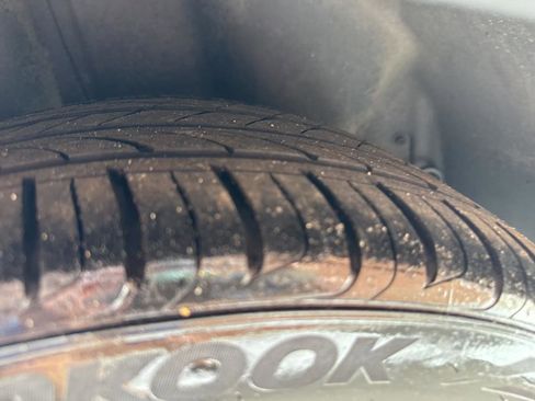 Used 2004 Lexus SC 430 Convertible image 17