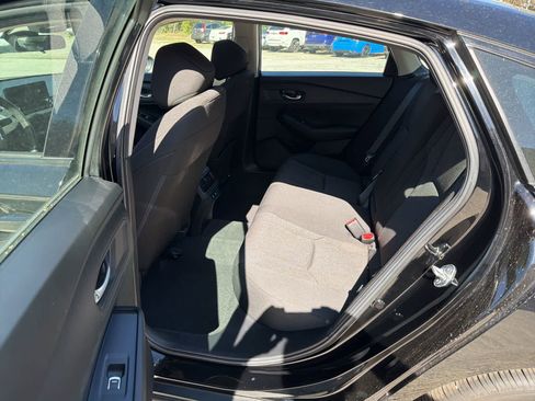 Used 2025 Honda Accord SE image 15