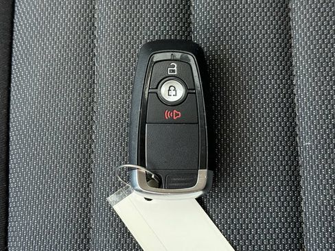 Used 2023 Ford Edge SE w/ Black Appearance Package AWD/4WD image 26