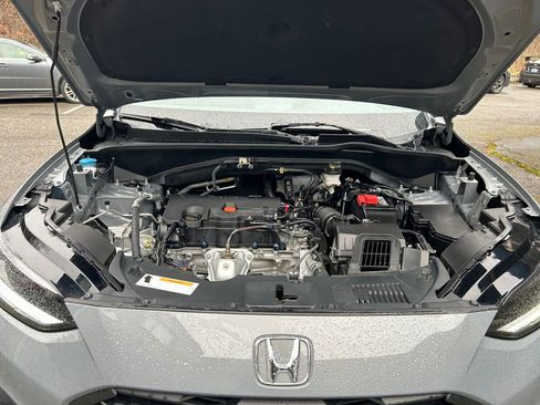 Used 2025 Honda HR-V Sport image 30