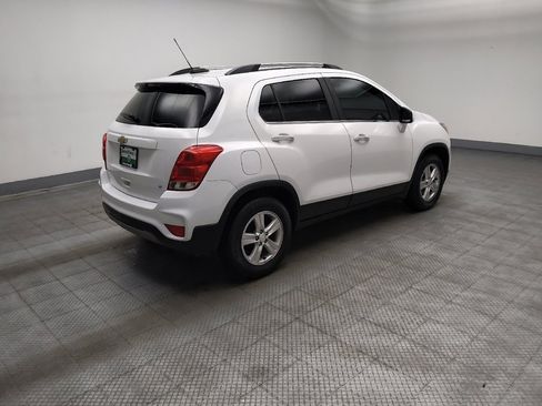 Used 2019 Chevrolet Trax LT w/ LT Convenience Package FWD image 10