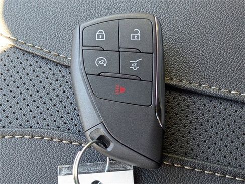 New 2026 Chevrolet Traverse High Country image 33