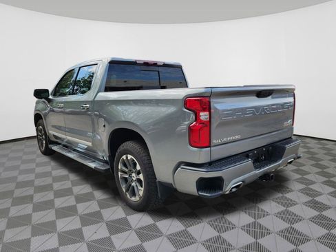 Used 2024 Chevrolet Silverado 1500 High Country w/ Technology Package AWD/4WD image 3