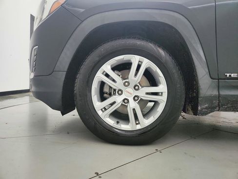 Used 2019 GMC Terrain SLE FWD image 30