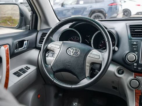 Used 2010 Toyota Highlander Limited image 12