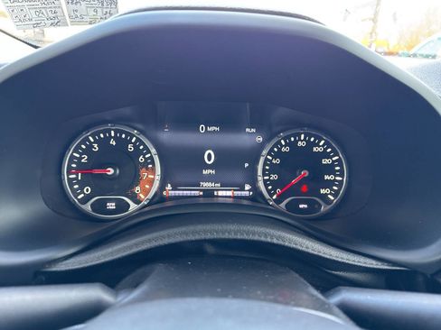 Used 2017 Jeep Renegade Latitude image 32