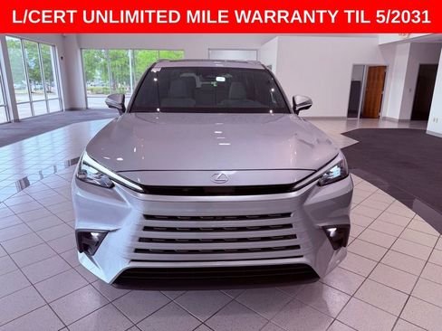 Used 2025 Lexus TX 350 AWD w/ Technology Package image 2
