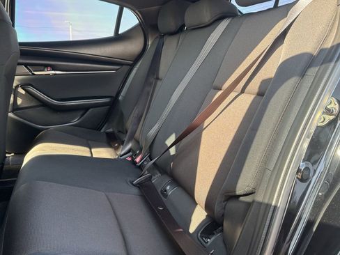 Used 2025 MAZDA MAZDA3 s image 20