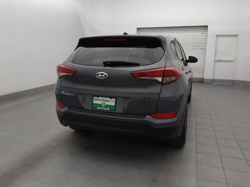 Used 2017 Hyundai Tucson SE image 7