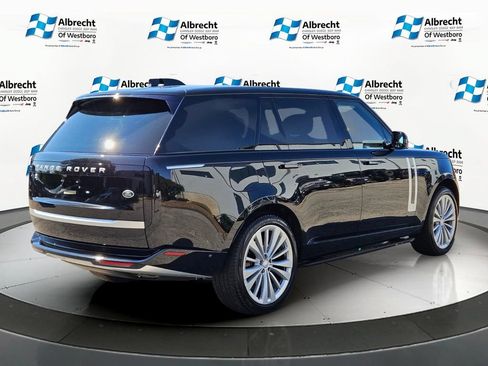 Used 2023 Land Rover Range Rover Long Wheelbase First Edition AWD/4WD image 5