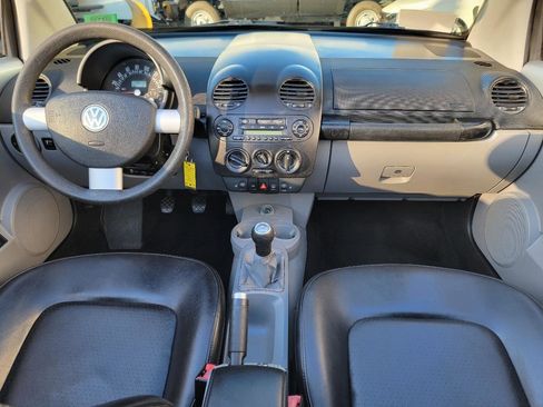 Used 2004 Volkswagen Beetle GLS FWD image 27