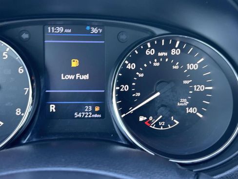 Used 2020 Nissan Rogue Sport SV image 22