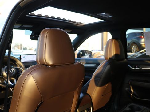 Certified 2025 MAZDA CX-5 Signature image 11