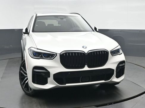 Used 2022 BMW X5 M50i w/ Executive Package AWD/4WD image 8