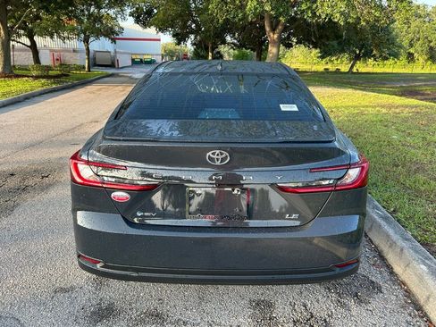 Used 2026 Toyota Camry LE w/ Convenience Package FWD image 5