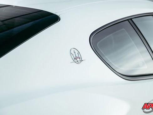 Used 2017 Maserati GranTurismo MC image 35