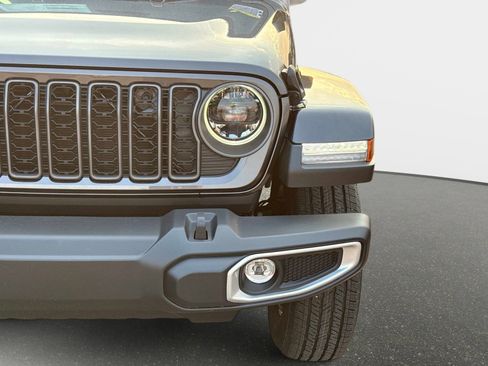 New 2026 Jeep Gladiator Sport image 10