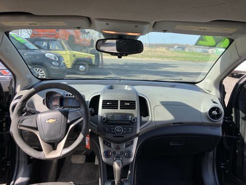 Used 2012 Chevrolet Sonic LT FWD image 18
