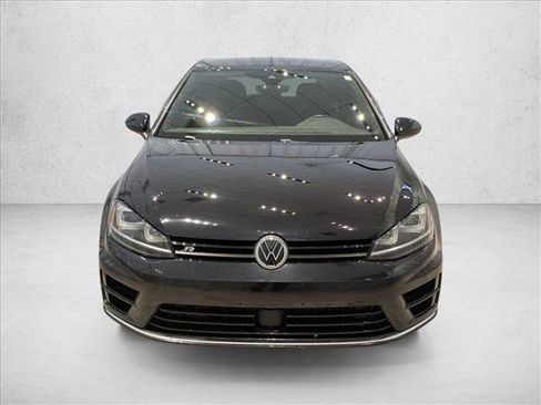 Used 2017 Volkswagen Golf R 4-Door image 2
