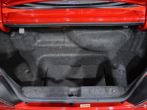 Used 2004 Honda S2000 image 36