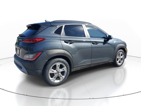 Used 2022 Hyundai Kona SEL FWD image 6
