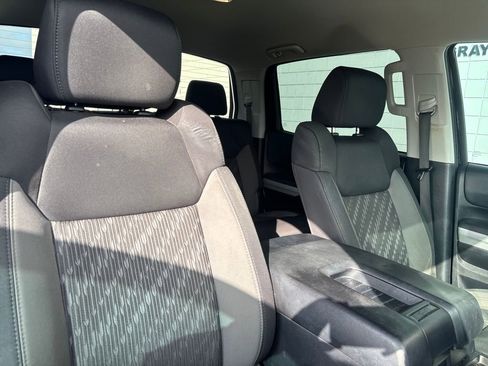 Used 2019 Toyota Tundra SR5 image 17