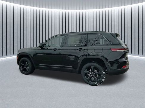 New 2026 Jeep Grand Cherokee Limited w/ Limited Altitude Package image 15