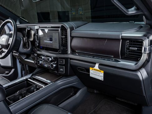 Used 2026 Ford F250 Platinum AWD/4WD image 18