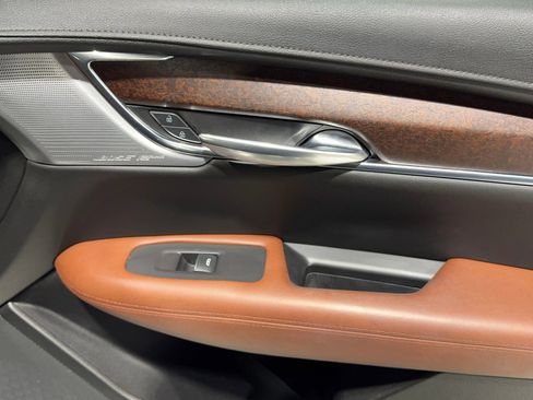 Used 2020 Cadillac XT5 Sportv image 28