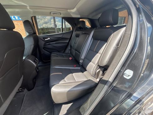Used 2022 Chevrolet Equinox Premier AWD/4WD image 21
