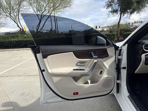 Used 2022 Mercedes-Benz CLA 250 image 20