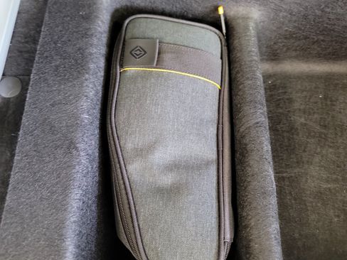 Used 2024 Rivian R1S Launch Edition AWD/4WD image 34