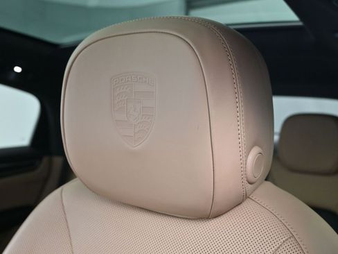 Certified 2021 Porsche Cayenne GTS AWD/4WD image 20