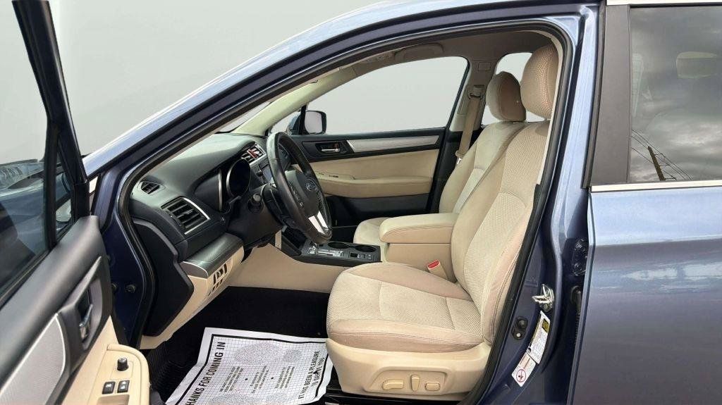 Used 2017 Subaru Outback 2.5i Premium AWD/4WD image 11