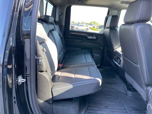 Used 2024 GMC Sierra 2500 Denali w/ Denali Reserve Package AWD/4WD image 17