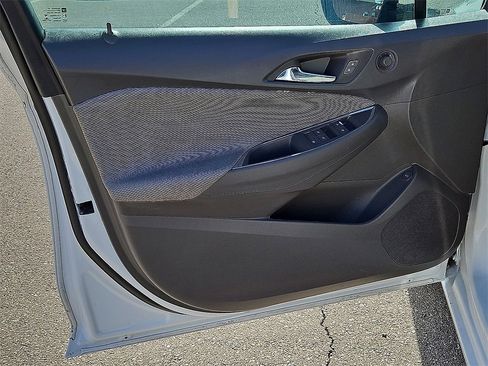 Used 2016 Chevrolet Cruze LT w/ Convenience Package image 16