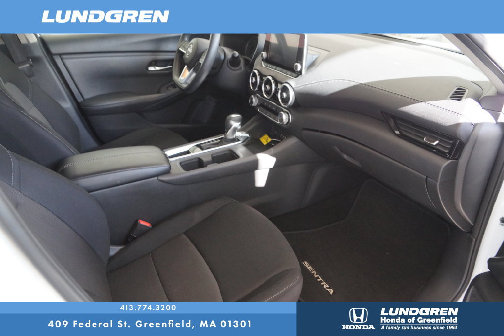 Used 2024 Nissan Sentra SV FWD image 31