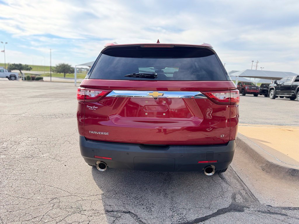 Used 2018 Chevrolet Traverse LT FWD image 5