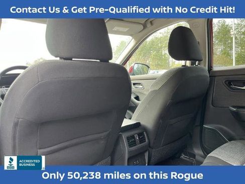Certified 2022 Nissan Rogue SV image 19