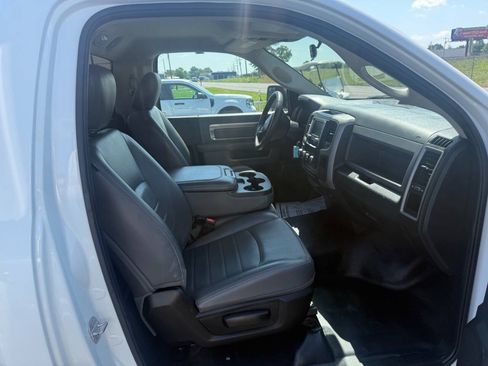 Used 2017 RAM 1500 Tradesman w/ Power & Remote Entry Group RWD image 10
