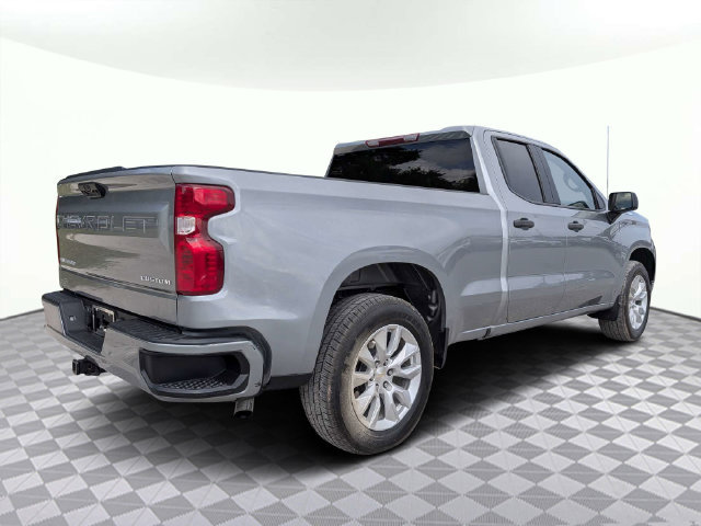 Used 2024 Chevrolet Silverado 1500 Custom RWD image 4