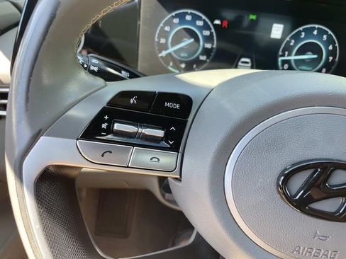 Used 2023 Hyundai Elantra SEL w/ Convenience Package FWD image 30