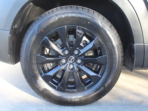 Certified 2025 MAZDA CX-50 AWD 2.5 S w/ Preferred Package image 10