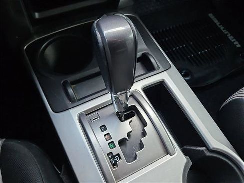 Used 2016 Toyota 4Runner SR5 image 12