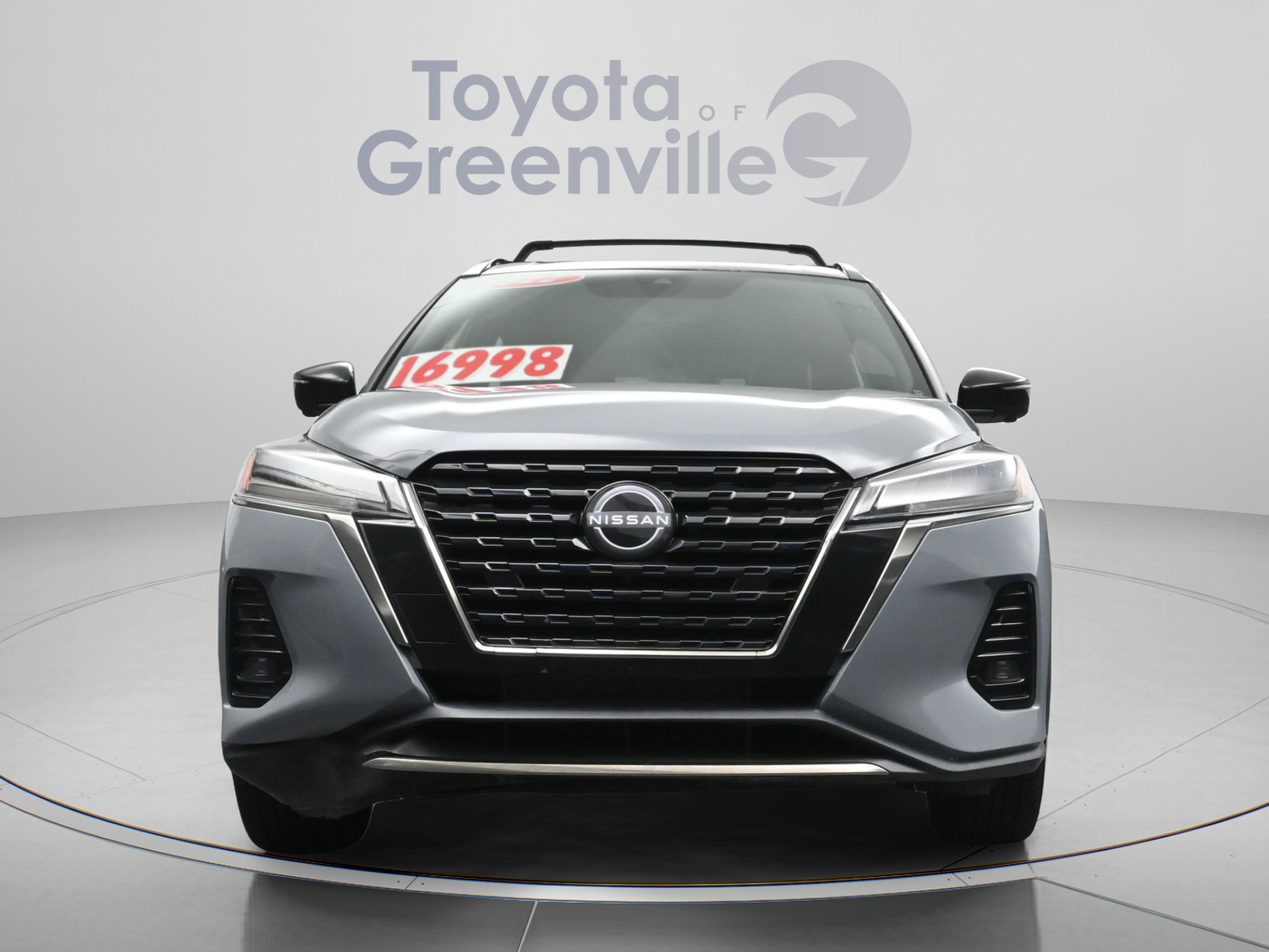 Used 2022 Nissan Kicks SR w/ Premium Package FWD image 22