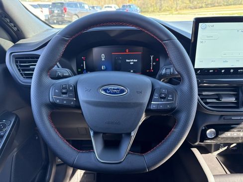 New 2026 Ford Escape ST-Line w/ Tech Pack #1 image 33