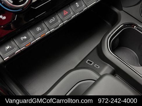 New 2026 GMC Sierra 1500 AT4 w/ AT4 Premium Package AWD/4WD image 17