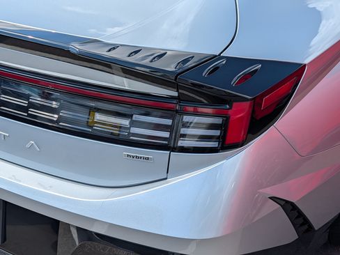 Certified 2026 Hyundai Sonata SEL FWD image 17