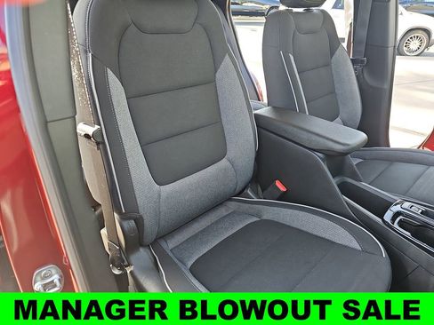 Used 2024 Chevrolet TrailBlazer LT FWD image 10