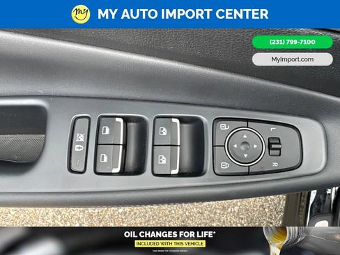 Used 2020 Hyundai Santa Fe Limited AWD/4WD image 13